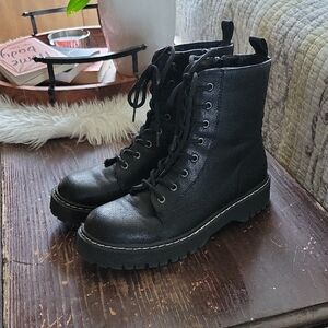 UNIONBAY Black Lace-Up Combat Boots